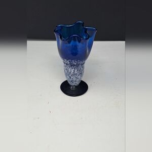 Blue And White Speckled Art Glass Footed Vase With Ruffled Top